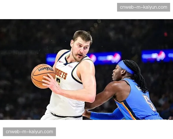 录像分析:湖人如何通过防守调整限制住约基奇的传球